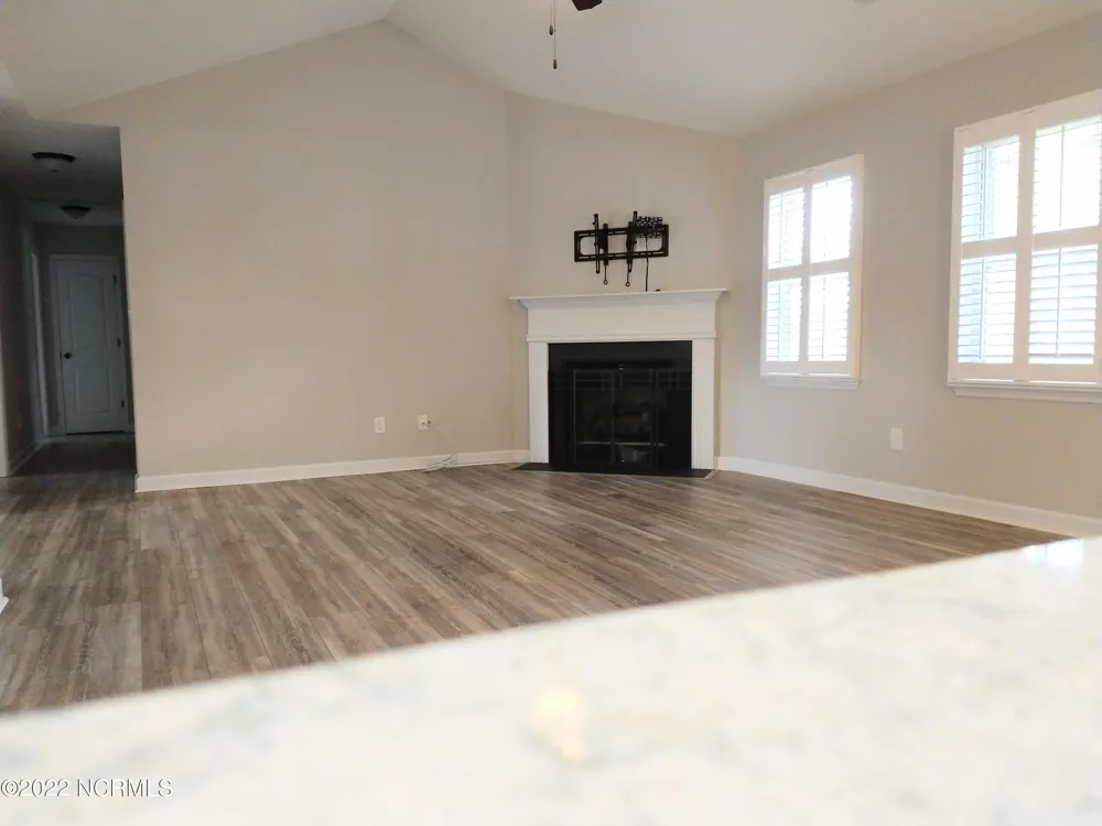 526 Deep Inlet Drive Sneads Ferry, NC 28460