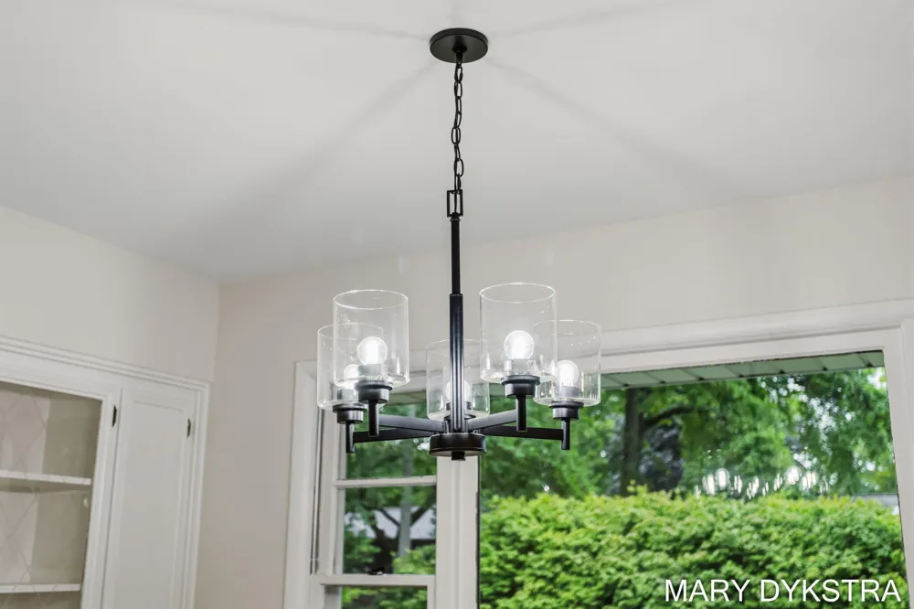 409 W Lakewood Boulevard Holland, MI 49424