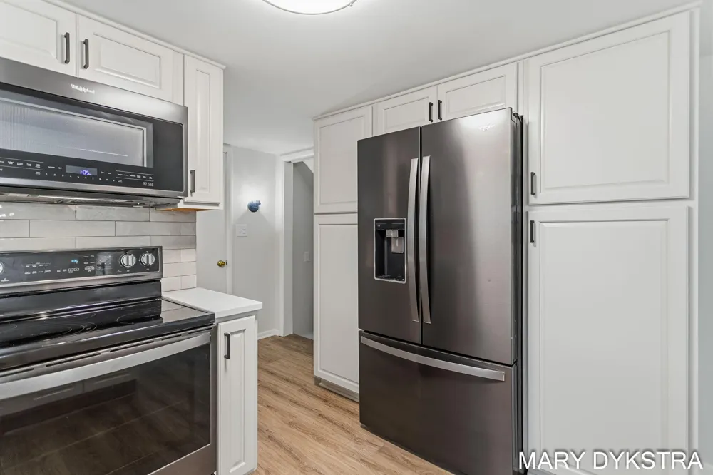 409 W Lakewood Boulevard Holland, MI 49424
