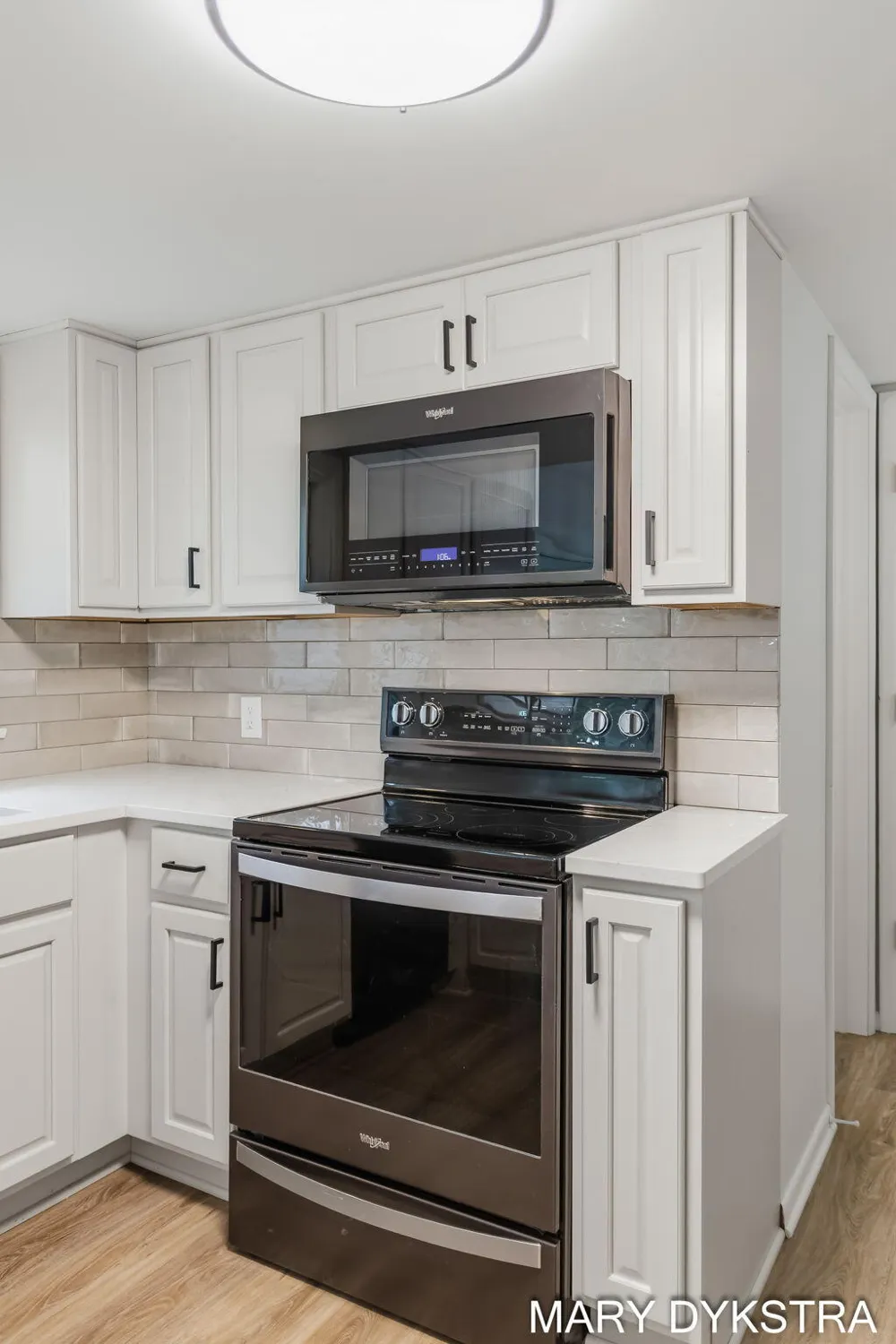 409 W Lakewood Boulevard Holland, MI 49424