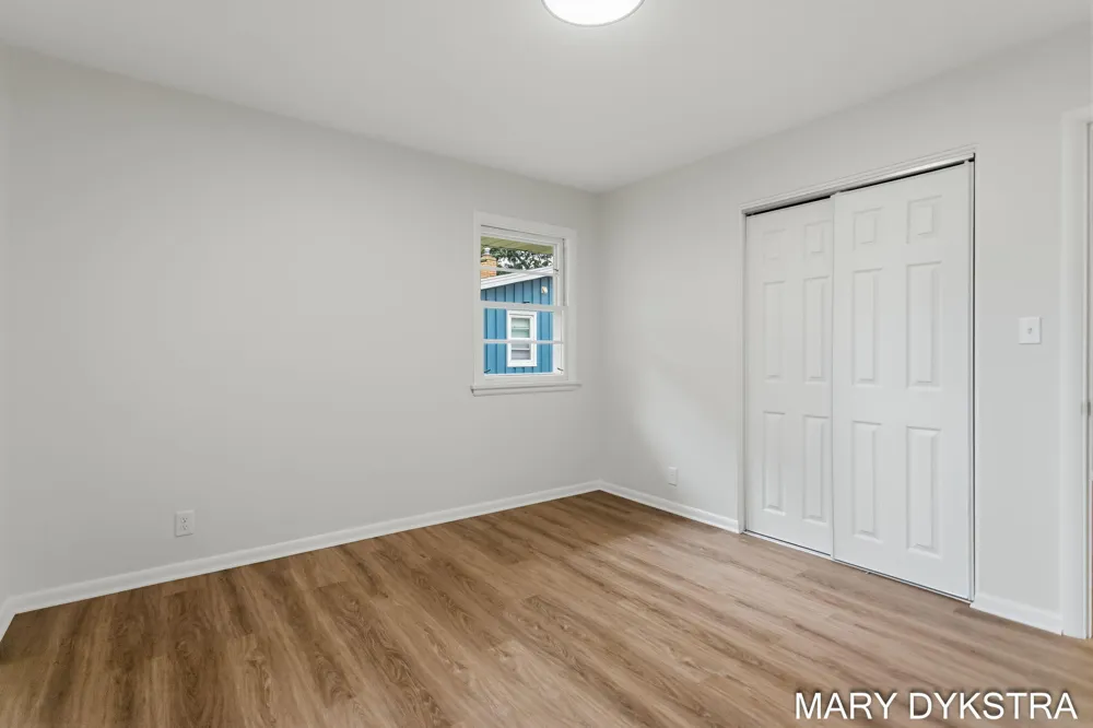 409 W Lakewood Boulevard Holland, MI 49424