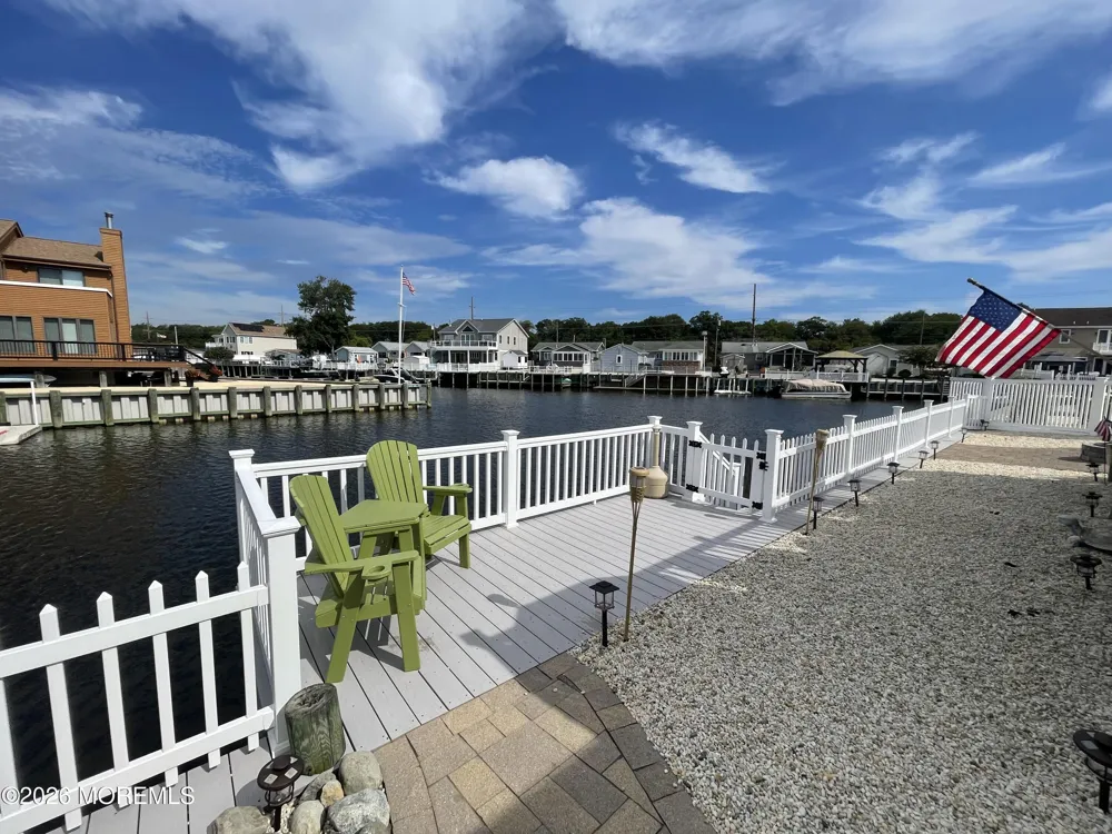 80 Claudia Lane Manahawkin, NJ 08050
