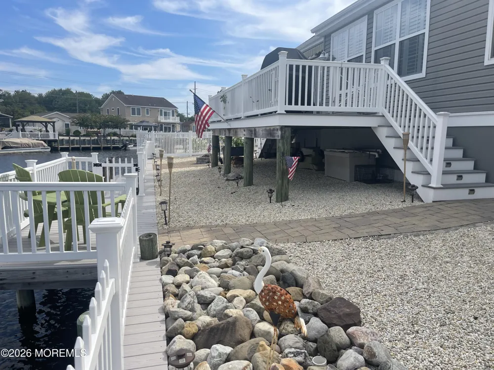 80 Claudia Lane Manahawkin, NJ 08050
