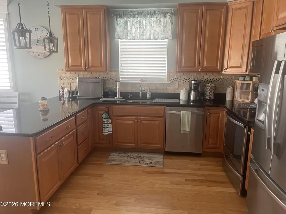 80 Claudia Lane Manahawkin, NJ 08050