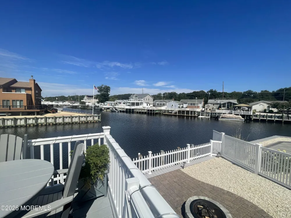 80 Claudia Lane Manahawkin, NJ 08050