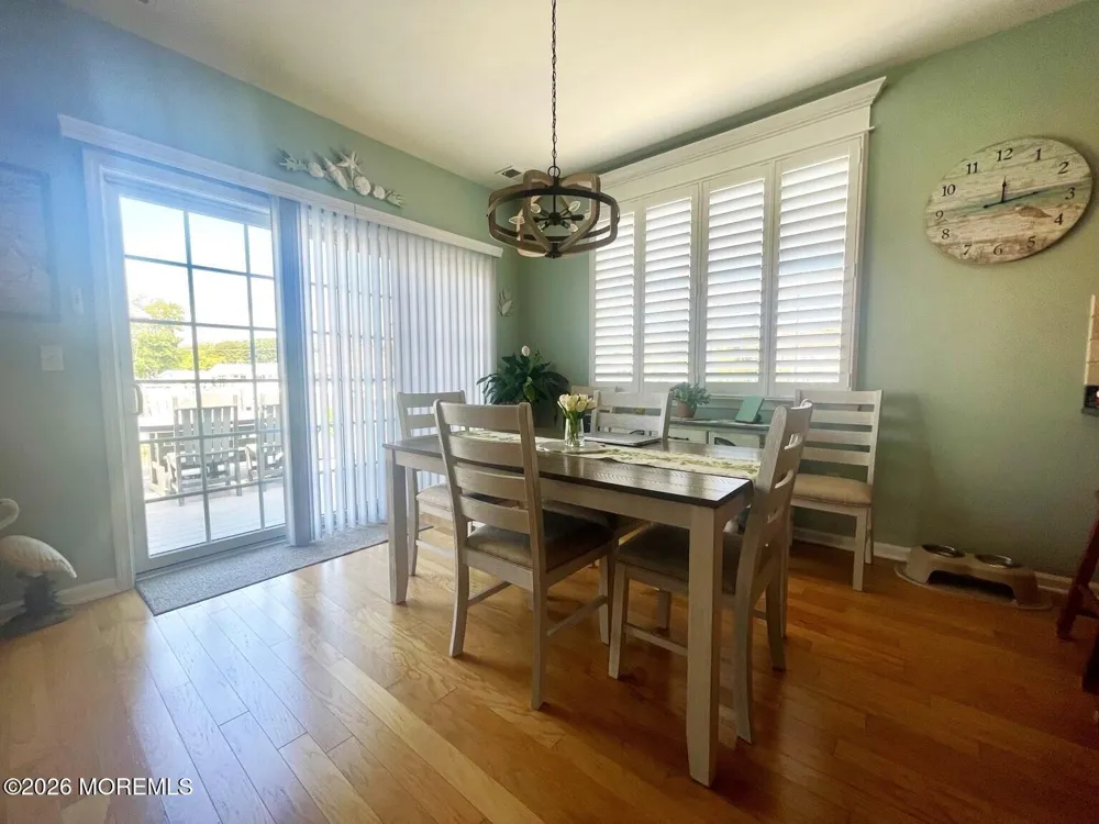 80 Claudia Lane Manahawkin, NJ 08050