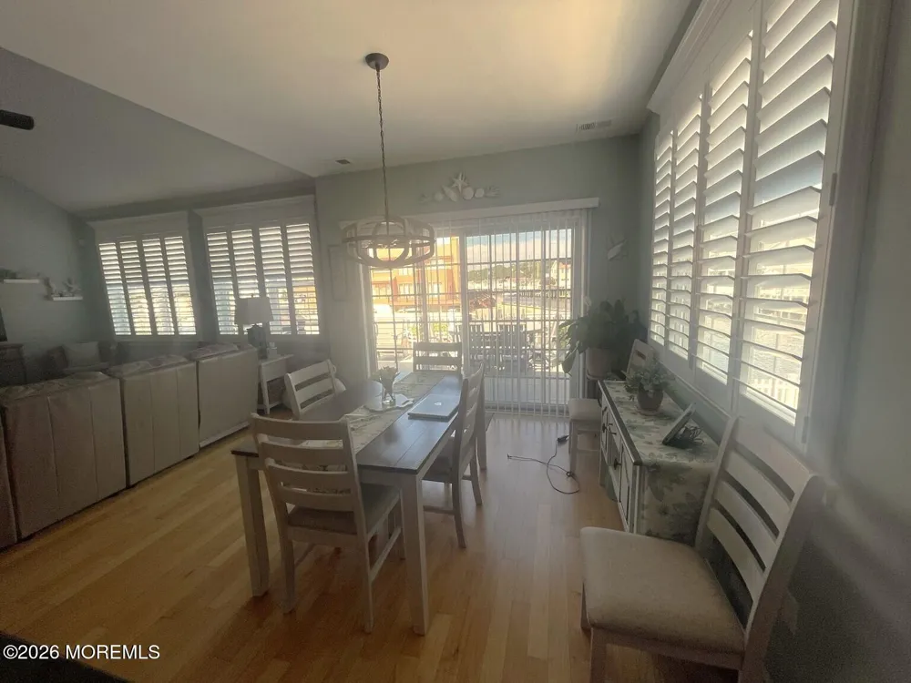 80 Claudia Lane Manahawkin, NJ 08050
