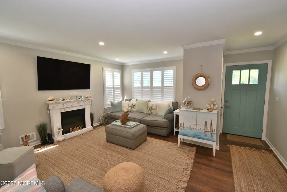 2 Ellison Court Union Beach, NJ 07735