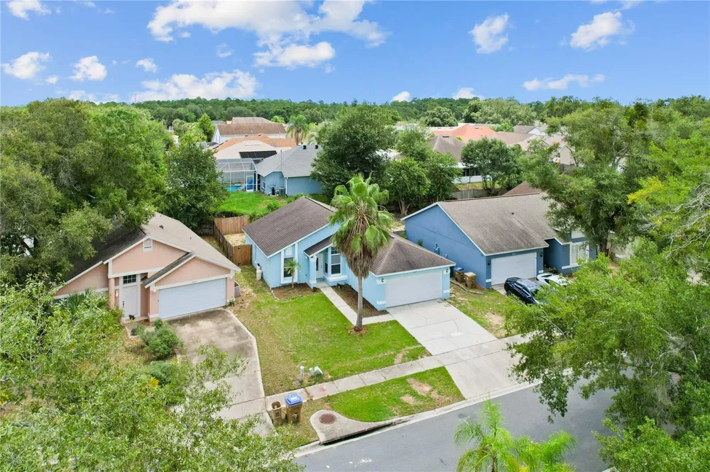 8851 PARLIAMENT COURT Kissimmee, FL 34747