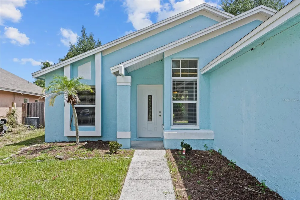 8851 PARLIAMENT COURT Kissimmee, FL 34747