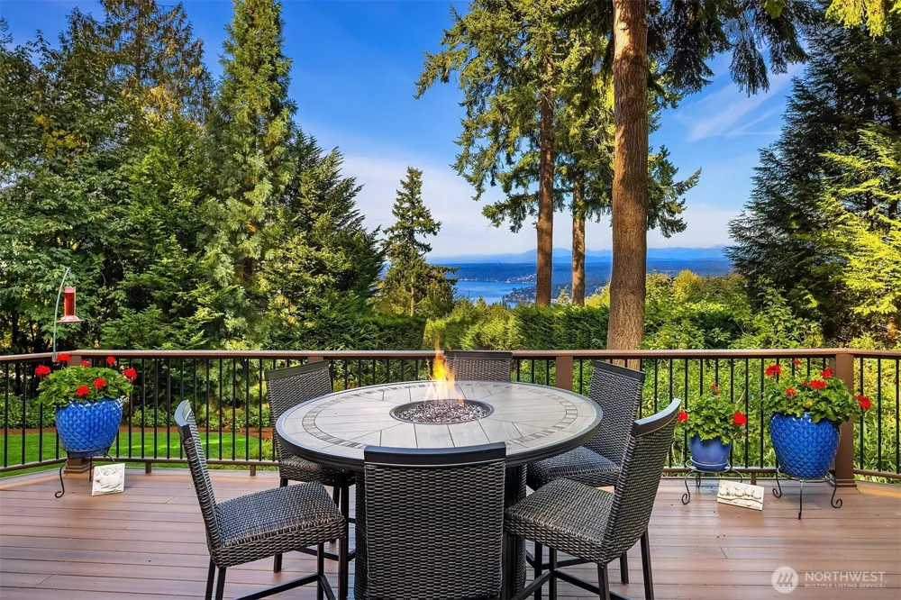 5902 172nd Place SE Bellevue, WA 98006