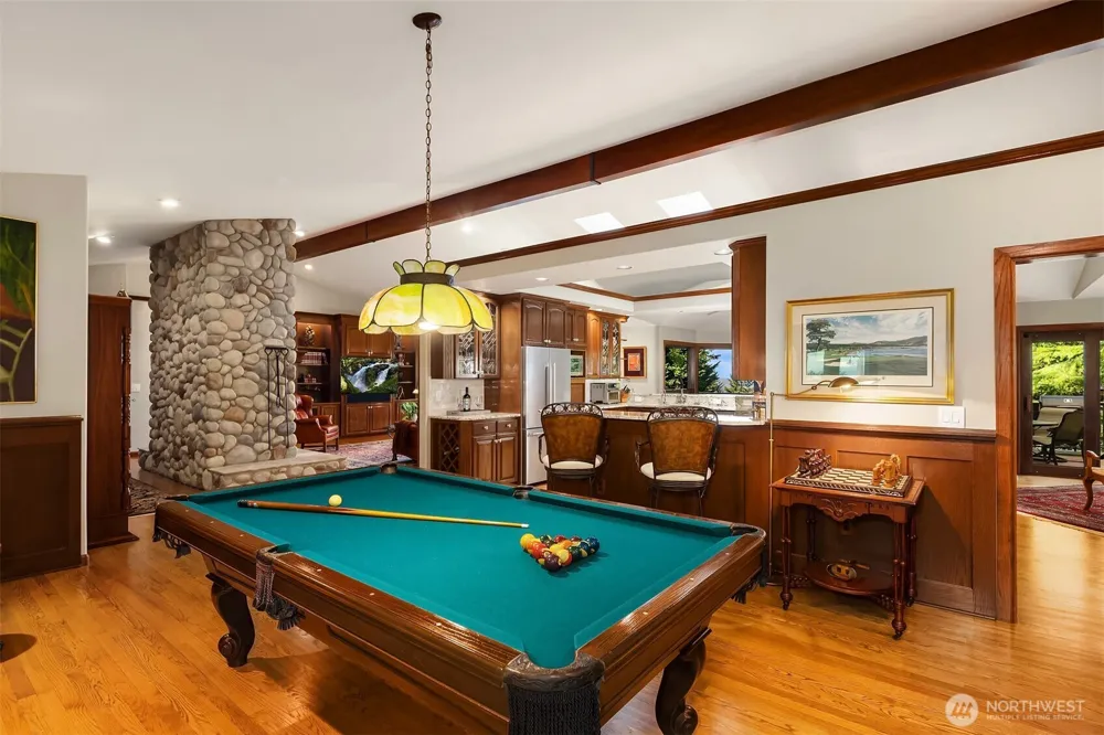 5902 172nd Place SE Bellevue, WA 98006