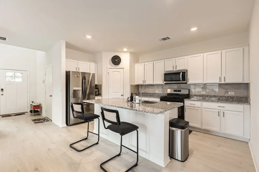 2832 Indian Clover Trail Leander, TX 78641