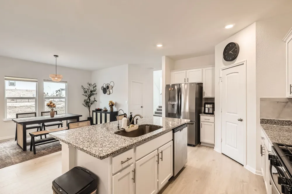 2832 Indian Clover Trail Leander, TX 78641