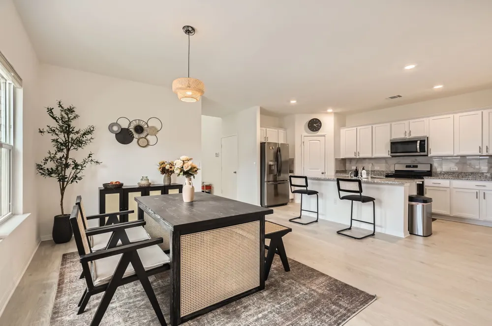 2832 Indian Clover Trail Leander, TX 78641