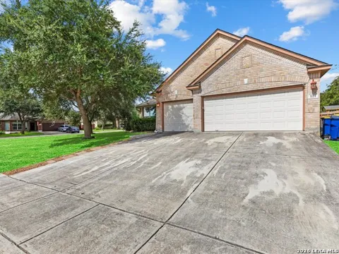 121 NORMAN CV