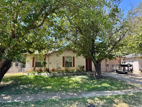 2602 Cottonwood Street