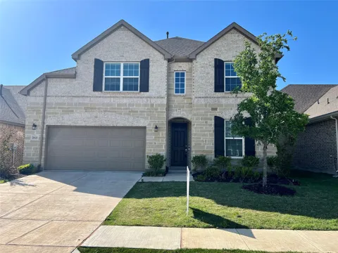 2621 Strand Lane