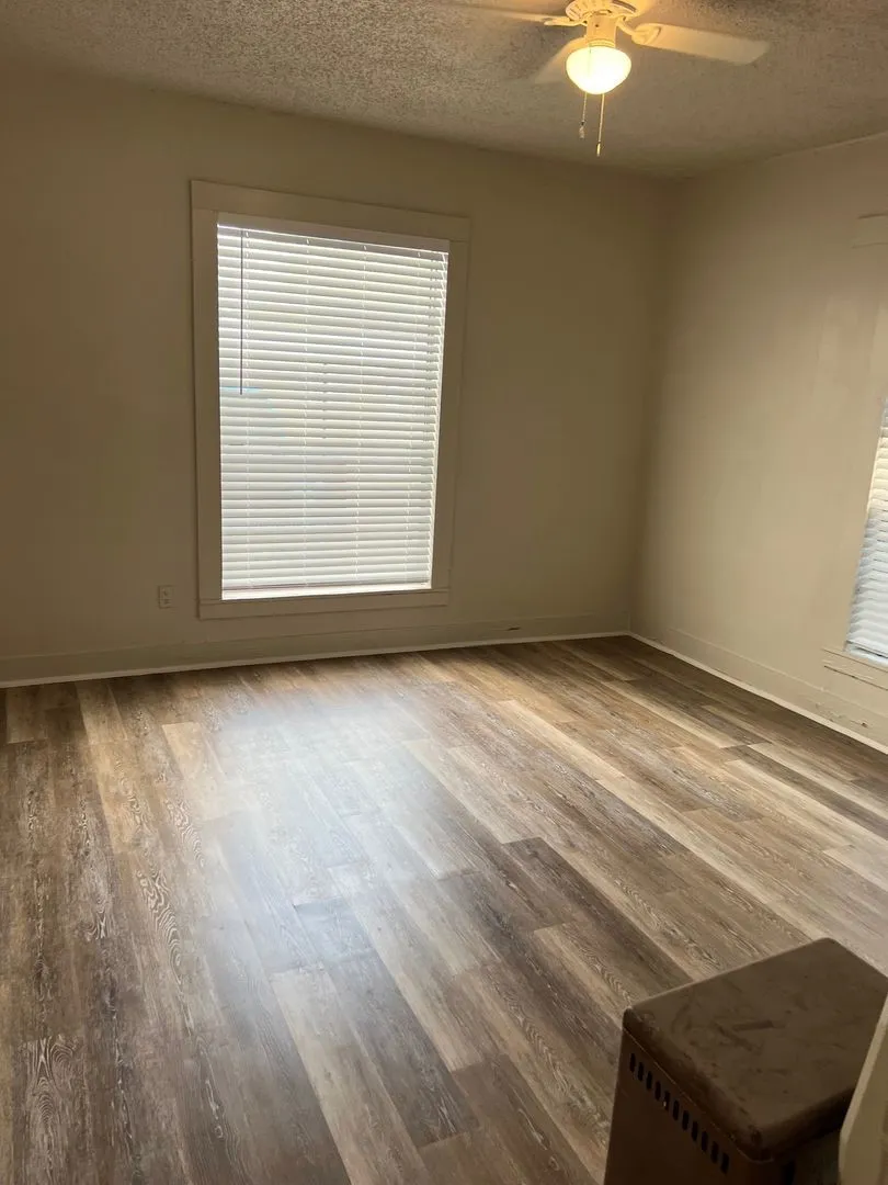 1304 James Street Sweetwater, TX 79556
