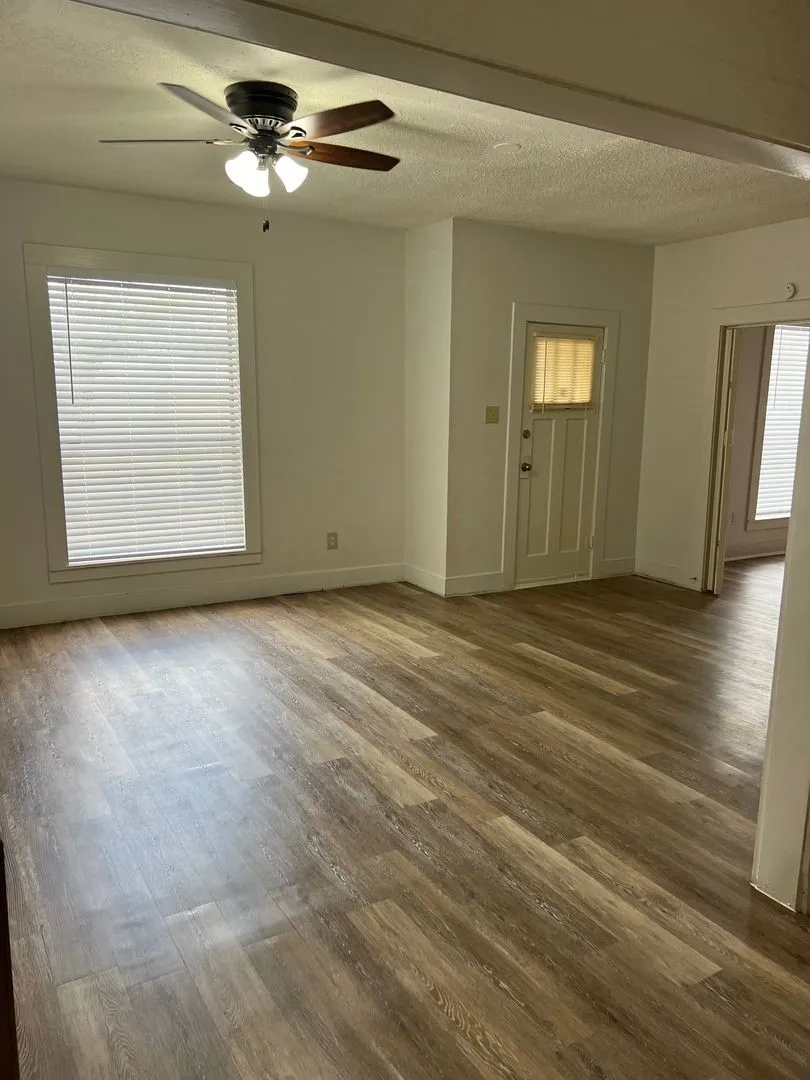 1304 James Street Sweetwater, TX 79556