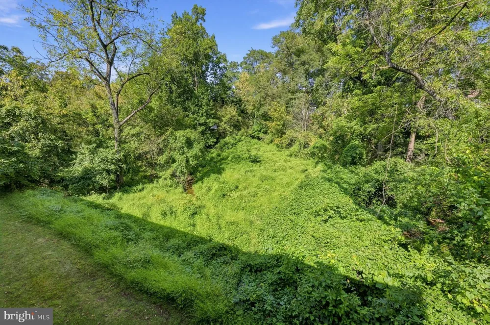 1708 VALLEY GLEN ROAD #162 Elkins Park, PA 19027