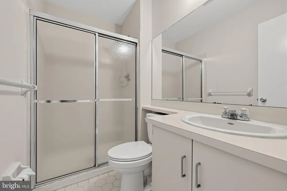 1708 VALLEY GLEN ROAD #162 Elkins Park, PA 19027