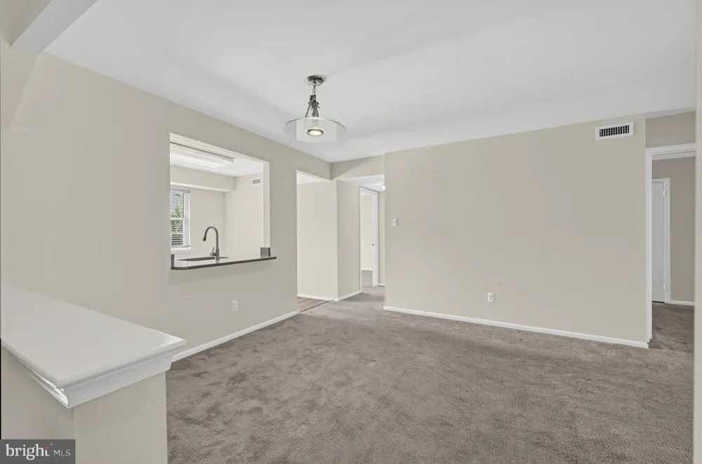 1708 VALLEY GLEN ROAD #162 Elkins Park, PA 19027