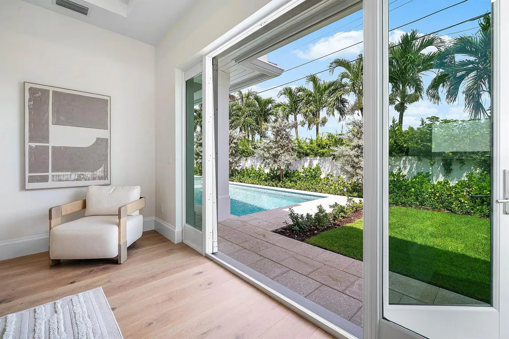 131 Dory Road S North Palm Beach, FL 33408