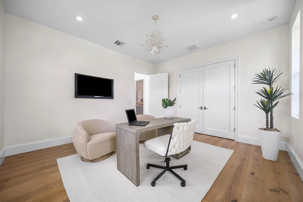 131 Dory Road S North Palm Beach, FL 33408