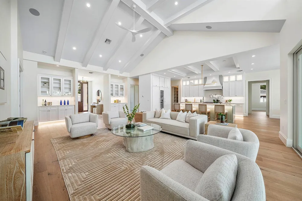 131 Dory Road S North Palm Beach, FL 33408
