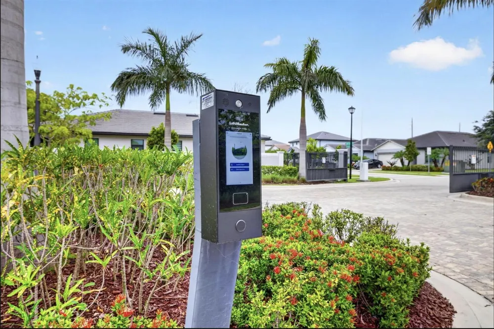 3149 Tamarind Drive #Lot 26 Lauderdale Lakes, FL 33311