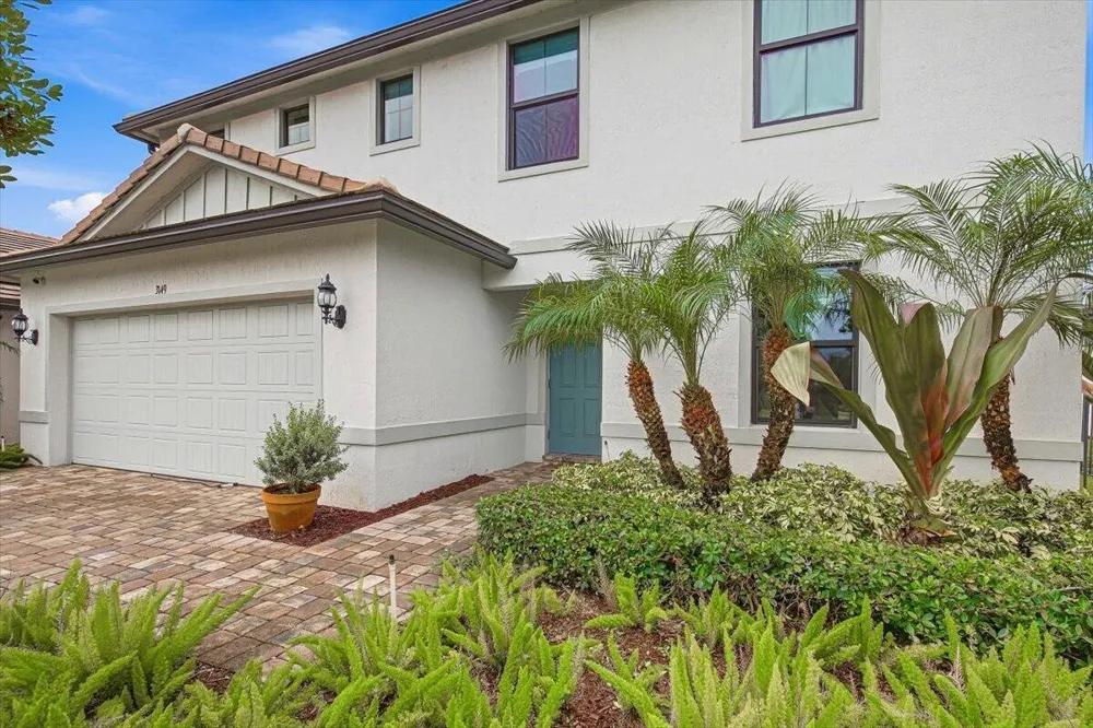 3149 Tamarind Drive #Lot 26 Lauderdale Lakes, FL 33311