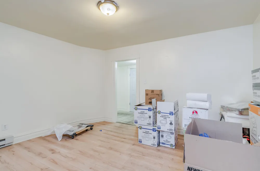 6A ROSE AVE Jersey City, NJ 07305