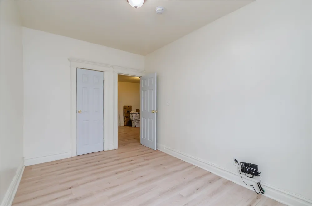 6A ROSE AVE Jersey City, NJ 07305