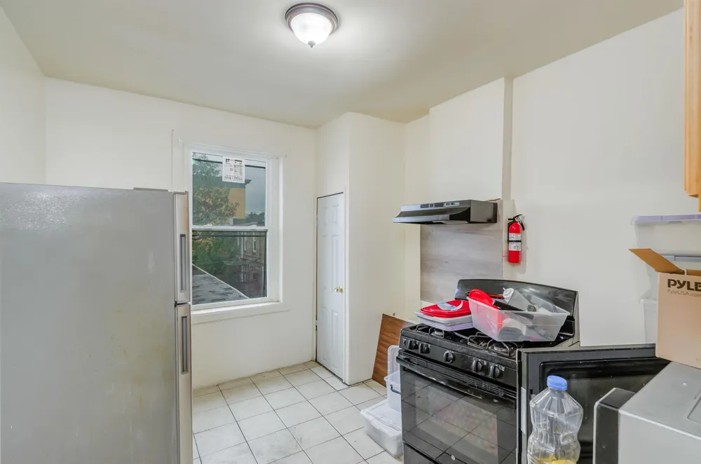 6A ROSE AVE Jersey City, NJ 07305