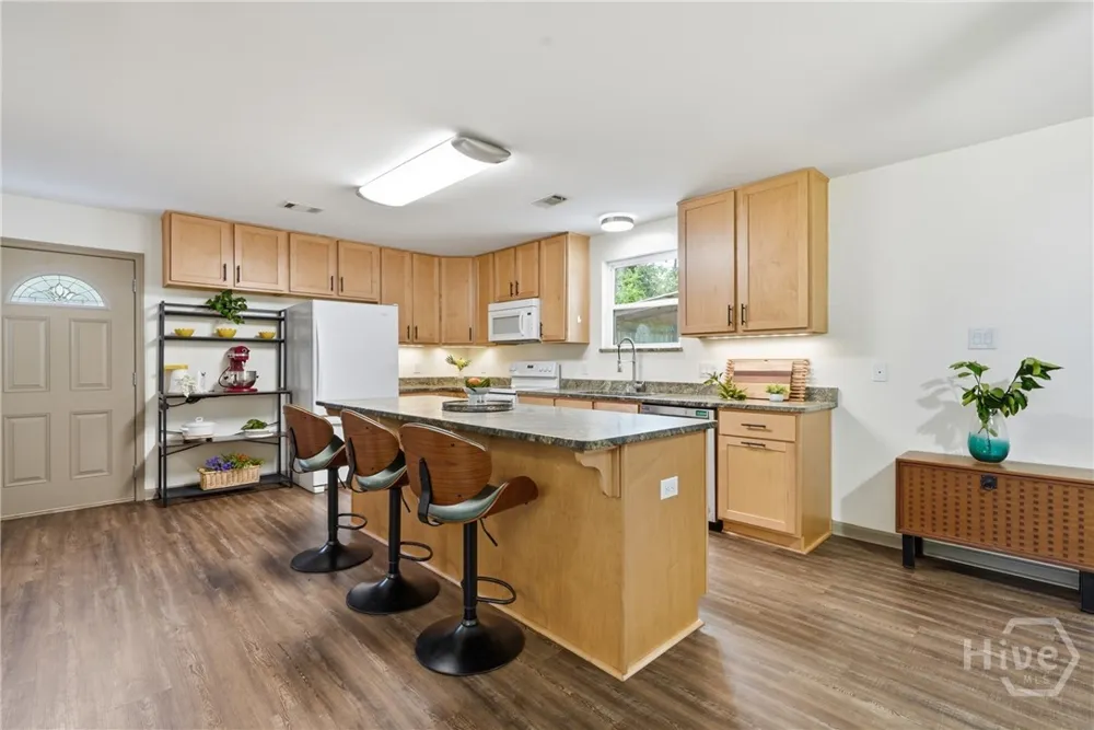 104 Ventura Boulevard Savannah, GA 31419