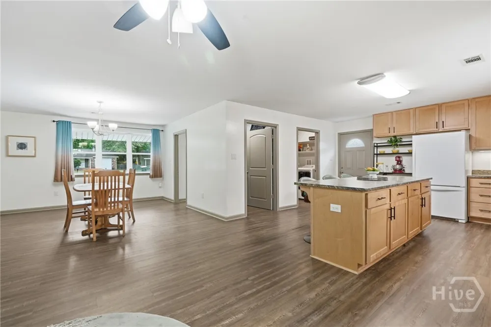 104 Ventura Boulevard Savannah, GA 31419