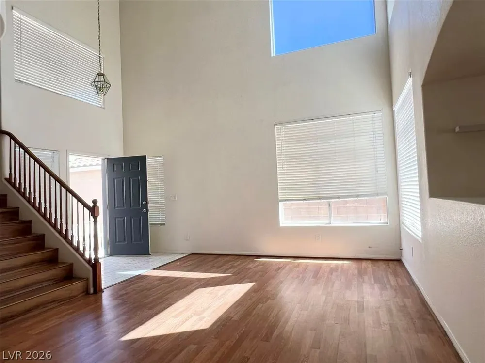 7941 Blue Brook Drive Las Vegas, NV 89147