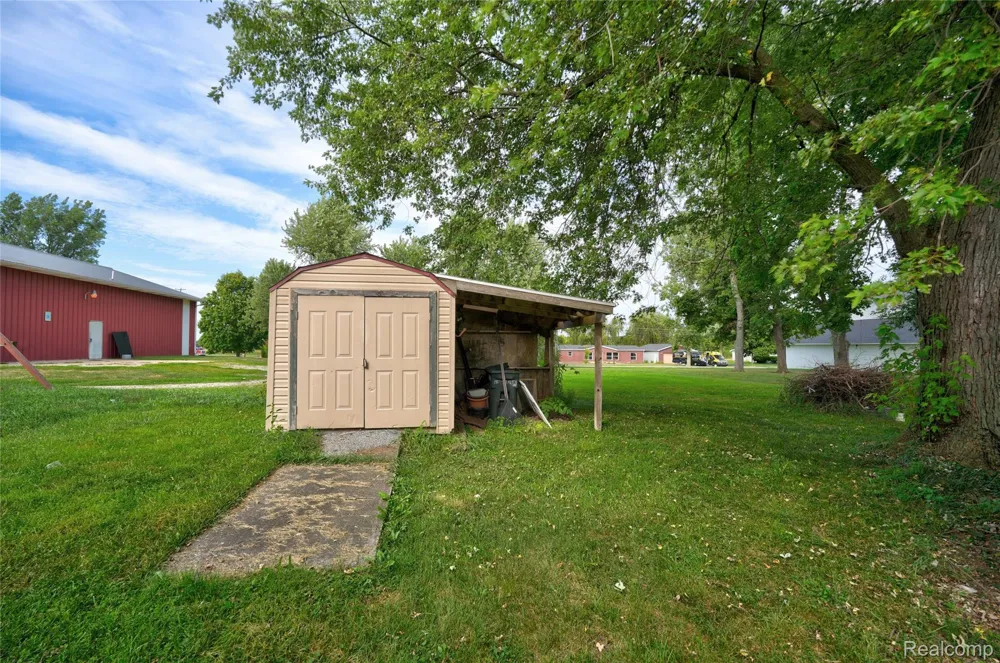 207 Park Street Gaines Township, MI 48436