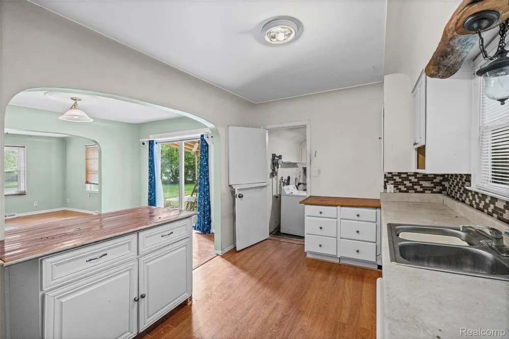 207 Park Street Gaines Township, MI 48436