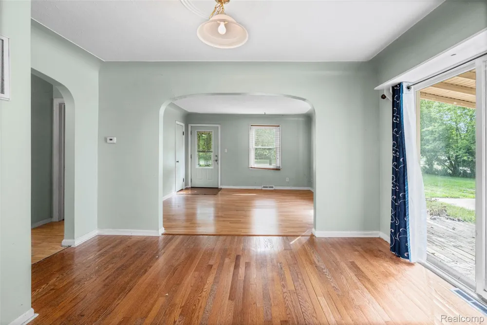 207 Park Street Gaines Township, MI 48436