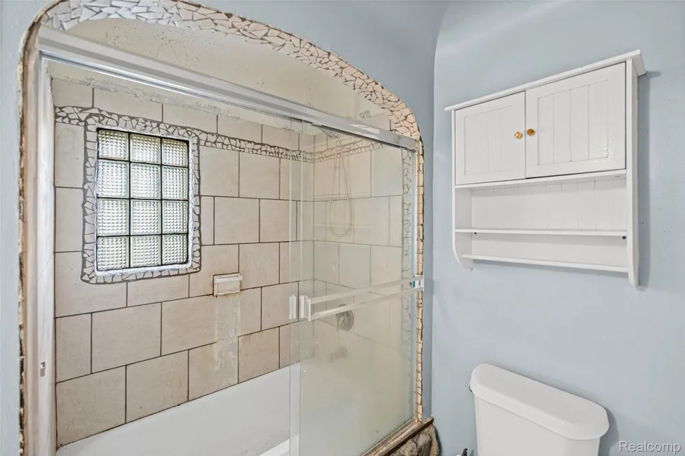 207 Park Street Gaines Township, MI 48436