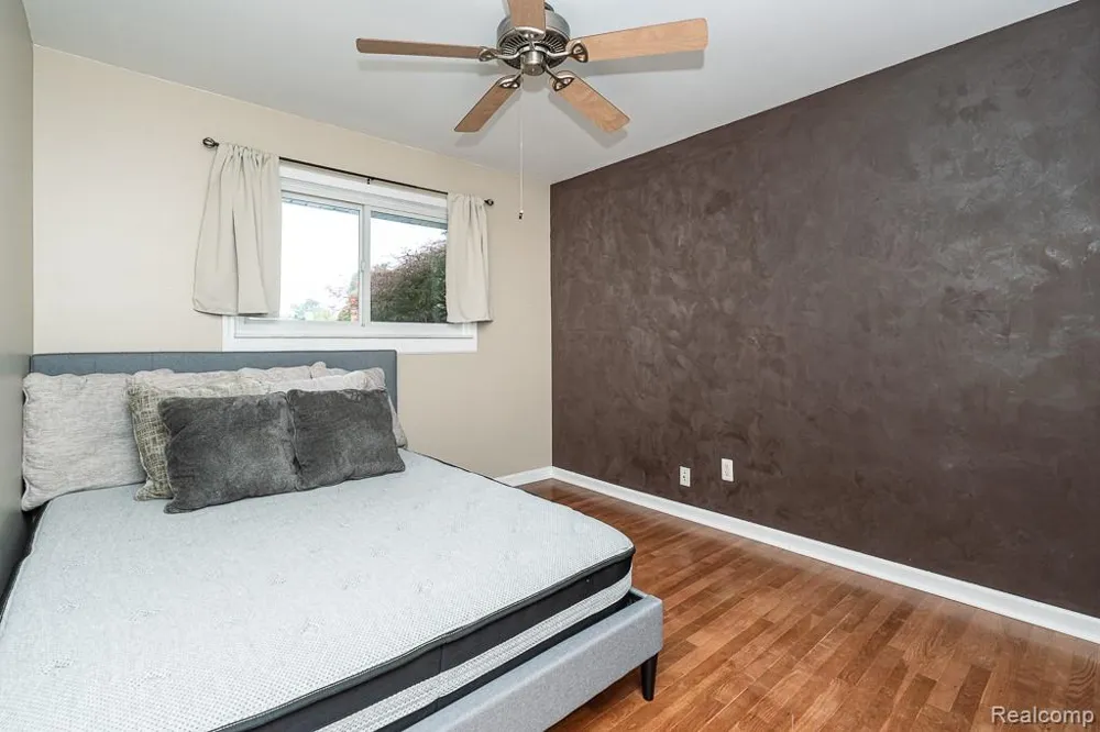 34114 Preston Drive Sterling Heights City, MI 48312