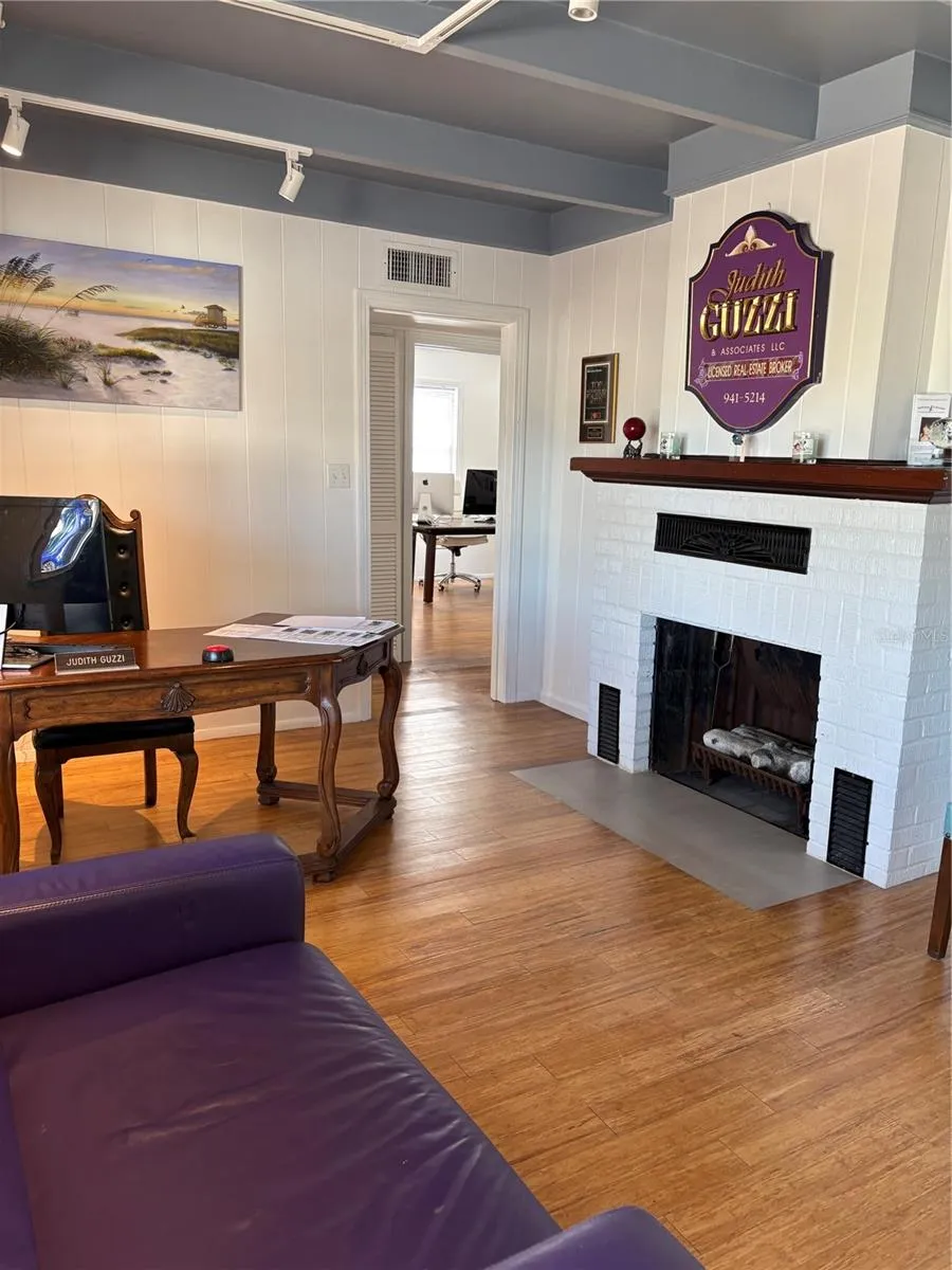 5032 CALLE MINORGA Sarasota, FL 34242
