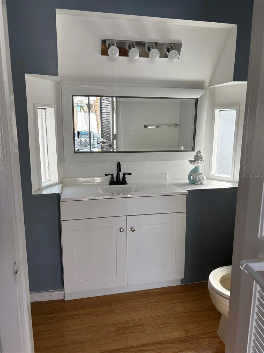5032 CALLE MINORGA Sarasota, FL 34242