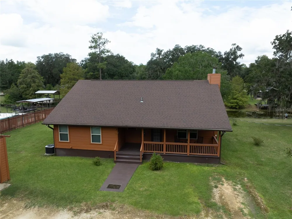 5930 ISLAND ROAD Melrose, FL 32666