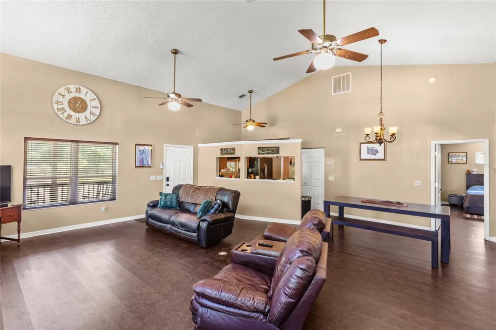 5930 ISLAND ROAD Melrose, FL 32666