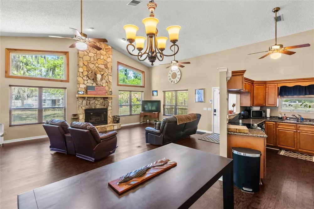 5930 ISLAND ROAD Melrose, FL 32666