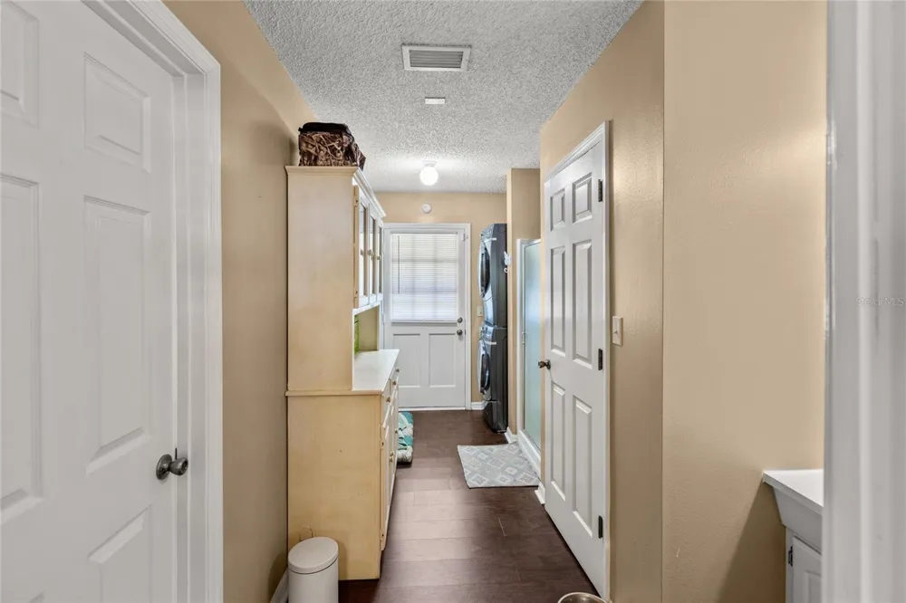 5930 ISLAND ROAD Melrose, FL 32666