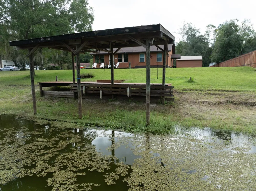 5930 ISLAND ROAD Melrose, FL 32666